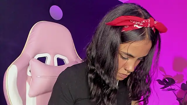 Juanadearco5 online show from January 30, 2025, 10:51 pm