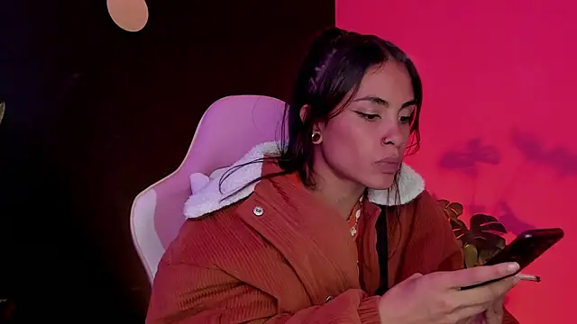 Juanadearco5 online show from March 13, 2025, 9:37 pm