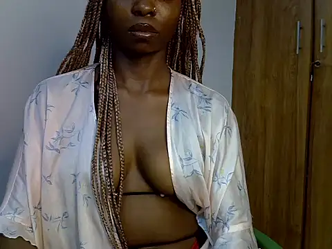 Snapshot of Nubian-Queen- chatting on February 9, 2025, 7:30 pm Nubian-Queen- online show from February 9, 2025, 7:30 pm