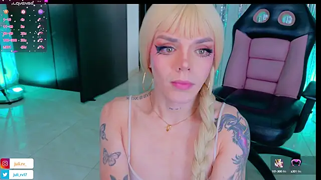 Chris parker27 online show from February 13, 2025, 1:05 pm