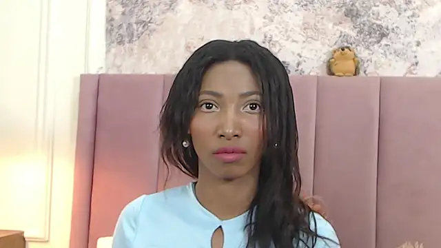 SabrinaDevill online show from October 9, 2025, 1:09 pm