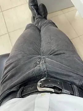 hotisraeli online show from December 26, 2024, 3:10 pm