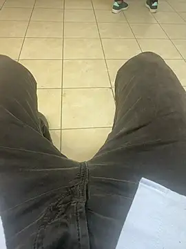 hotisraeli online show from March 4, 2025, 12:44 pm