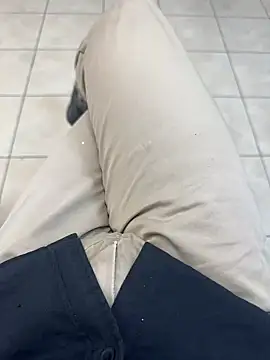 hotisraeli online show from March 9, 2025, 11:03 am