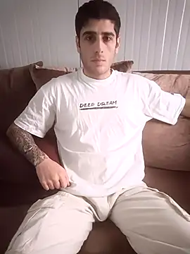 arenn1997 online show from April 20, 2026, 12:08 pm