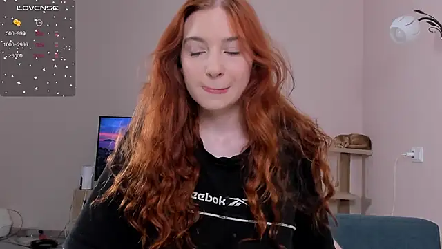 cinnabon girls online show from December 5, 2024, 2:11 pm