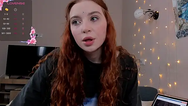 cinnabon girls online show from January 8, 2025, 5:26 pm