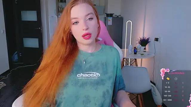 Snapshot of cinnabon_girls chatting on May 15, 2026, 2:02 pm cinnabon girls online show from May 15, 2026, 2:02 pm