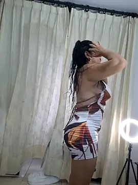 viollett 28 online show from October 10, 2025, 9:58 pm