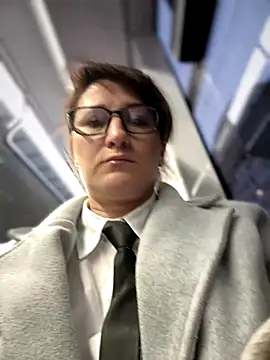 ZhenjaPoledance online show from November 27, 2025, 12:40 pm