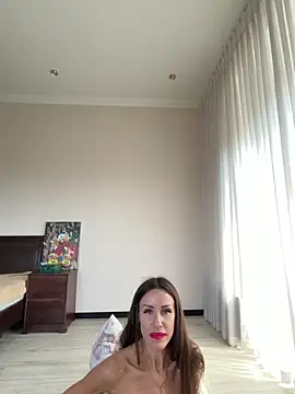 Hott Lolla online show from April 20, 2026, 7:33 am