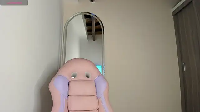 Akanecox online show from March 30, 2026, 10:44 pm