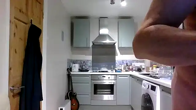 jimmybenido online show from November 8, 2025, 5:34 pm