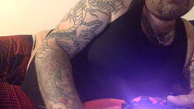 chubbycloudybottom online show from October 30, 2025, 6:48 am