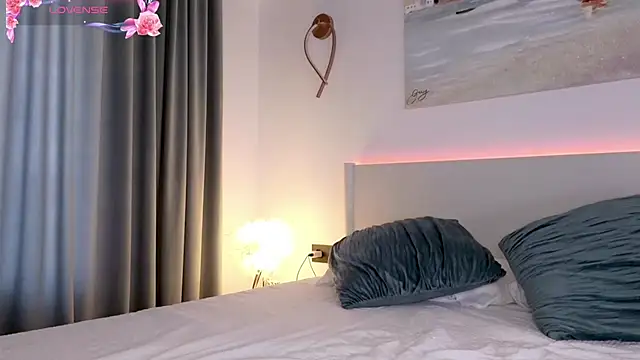 ReyaSophia online show from September 13, 2025, 8:47 am