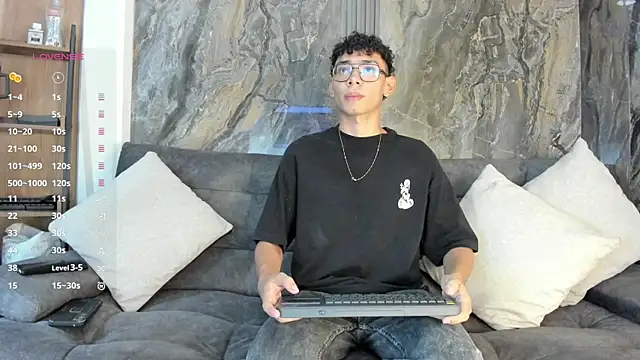 Daviid laidd online show from September 26, 2025, 8:13 pm