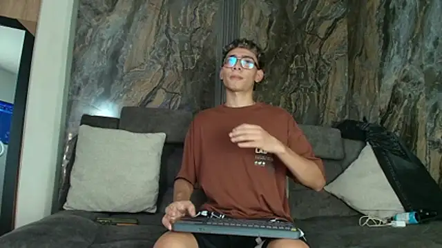 Daviid laidd online show from February 9, 2026, 9:19 pm