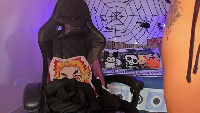 IamNayuta online show from October 28, 2025, 7:49 pm