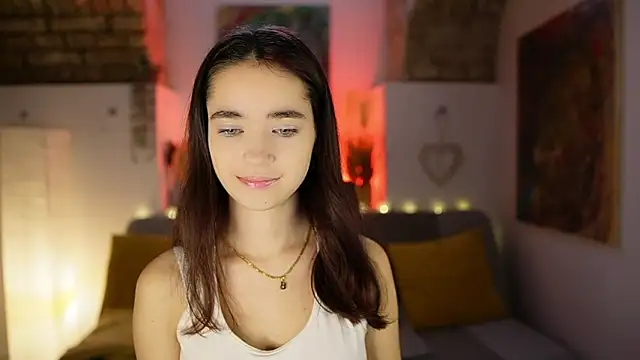 Gia Paige18 online show from January 24, 2025, 9:17 am