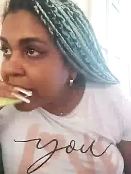 ELLA KELLY online show from January 23, 2025, 11:58 am