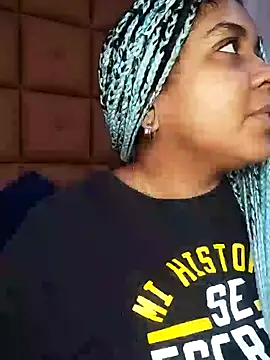 ELLA KELLY online show from February 7, 2025, 11:45 am