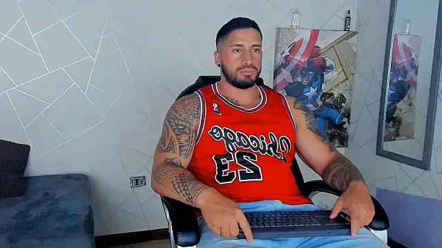 Cristian Walker online show from January 28, 2025, 3:57 pm