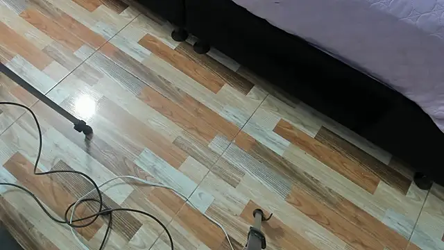 1lovelygirls online show from March 17, 2025, 12:04 pm