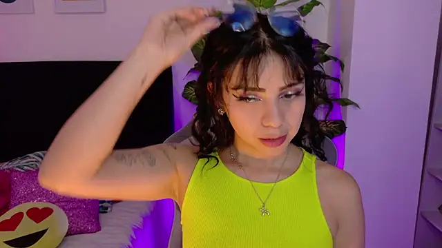 melany naa online show from March 2, 2026, 11:55 pm