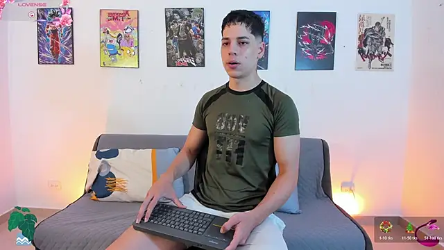 jonathanjoestar  online show from November 12, 2025, 9:14 pm