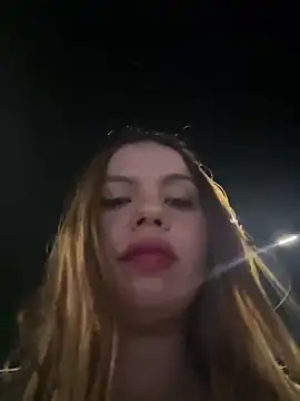 lalilamassu1 online show from February 1, 2025, 1:12 am