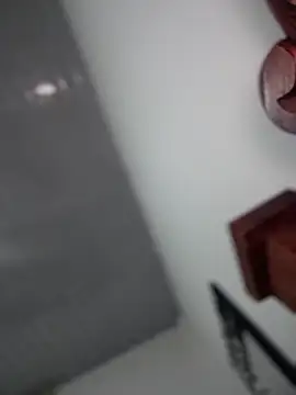 lalilamassu1 online show from April 23, 2026, 10:23 pm