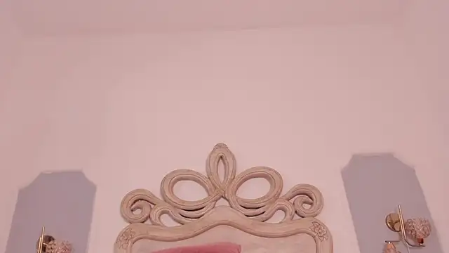 Sara  Williams online show from October 10, 2025, 4:00 am