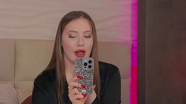 ChloeMarsch online show from January 31, 2025, 8:43 am