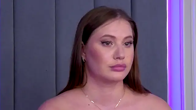 ChloeMarsch online show from October 10, 2025, 6:01 am