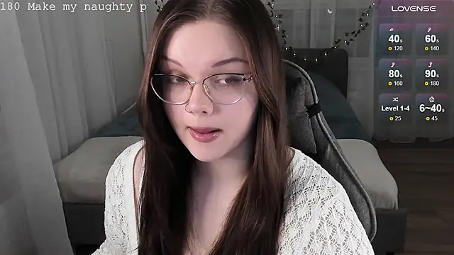 Snapshot of EvaBae chatting on September 27, 2025, 9:31 pm EvaBae online show from September 27, 2025, 9:31 pm