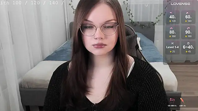 Snapshot of EvaBae chatting on September 30, 2025, 6:57 pm EvaBae online show from September 30, 2025, 6:57 pm