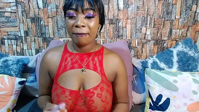 Snapshot of Foxy_African chatting on May 18, 2026, 3:13 am Foxy African online show from May 18, 2026, 3:13 am