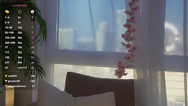 Fluffy-Angel online show from February 26, 2025, 11:41 am