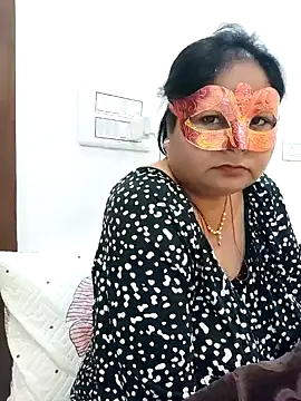 BBW HOT COUPLE online show from December 31, 2024, 1:57 am