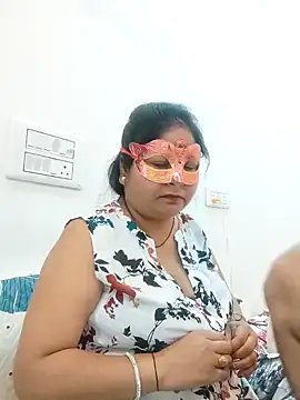 BBW HOT COUPLE online show from January 28, 2025, 4:39 am