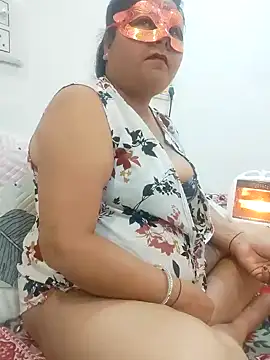 BBW HOT COUPLE online show from January 31, 2025, 5:10 pm