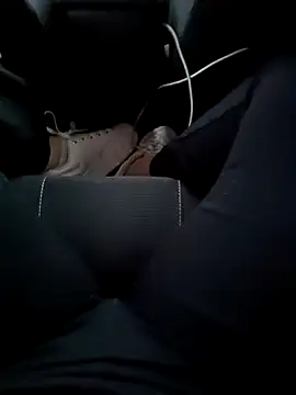 GatitaXD27 online show from December 29, 2024, 7:28 am