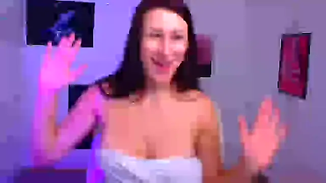 Loren Moa online show from December 21, 2024, 4:03 pm