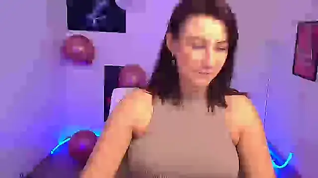 Loren Moa online show from March 6, 2025, 12:52 pm