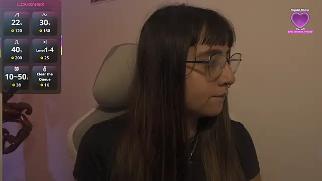 Snapshot of emitaa17228o chatting on October 20, 2025, 8:31 pm emitaa17228o online show from October 20, 2025, 8:31 pm