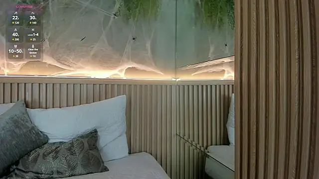 Lana Lann online show from October 8, 2025, 1:09 pm