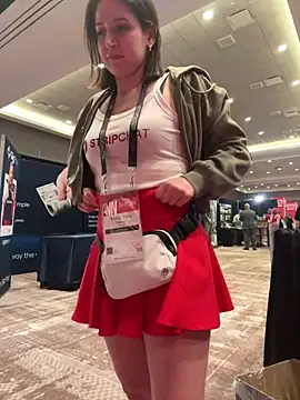 nerdynina online show from January 23, 2025, 2:12 am