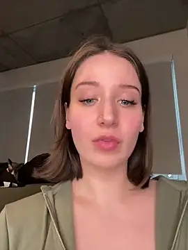 nerdynina online show from February 17, 2025, 1:04 am