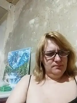 Forest-Lady online show from March 13, 2026, 8:48 pm