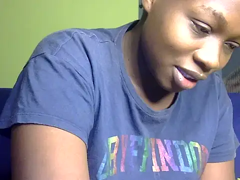 Horny-pretty online show from February 19, 2026, 12:01 pm